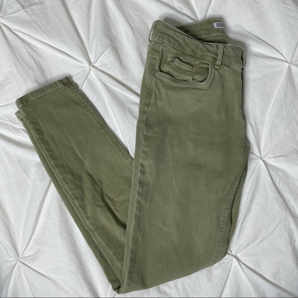 Zara Basic Denim Green Skinny Jeans (US 8)